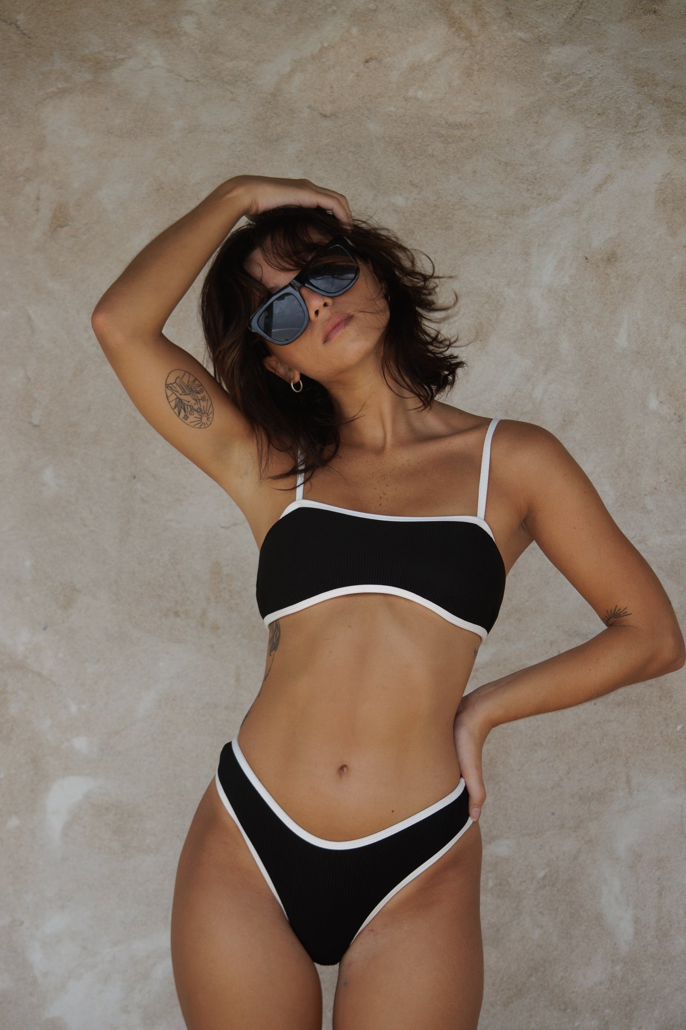 BIKINI BOTTOM UBUD COLALESS BLACK AND WHITE